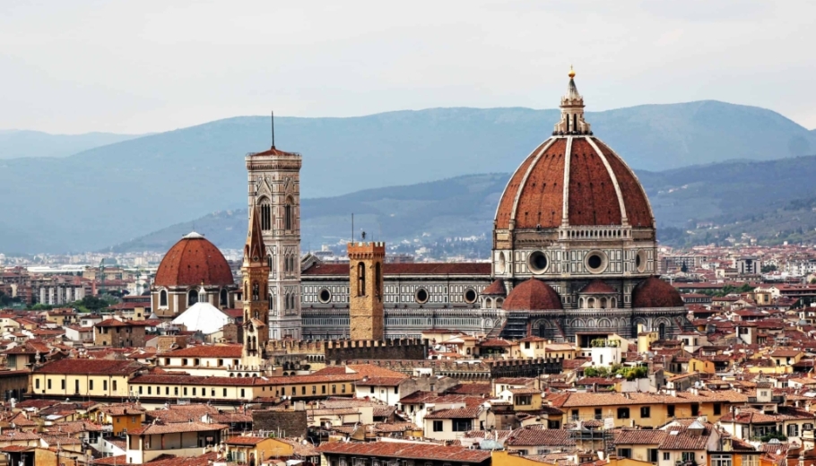 A panoramic view of Florence, Italy, showcasing its historic architecture and scenic beauty, ideal for a Tuscan wedding.