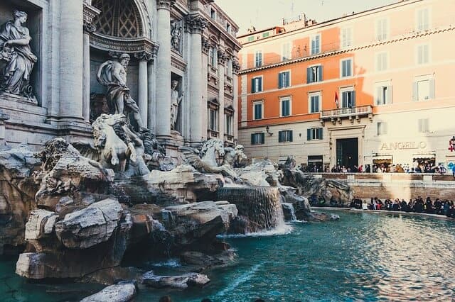 rome trevi fountain view best places to propose