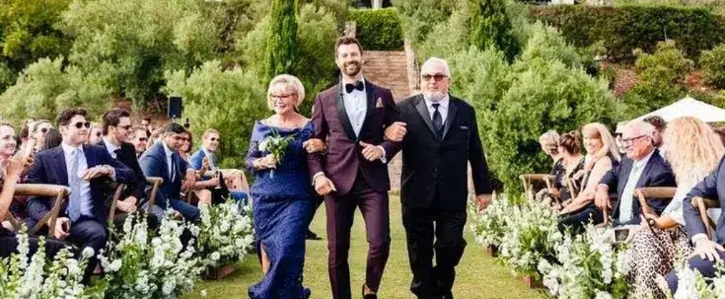 What Do The Groom's Parents Pay For