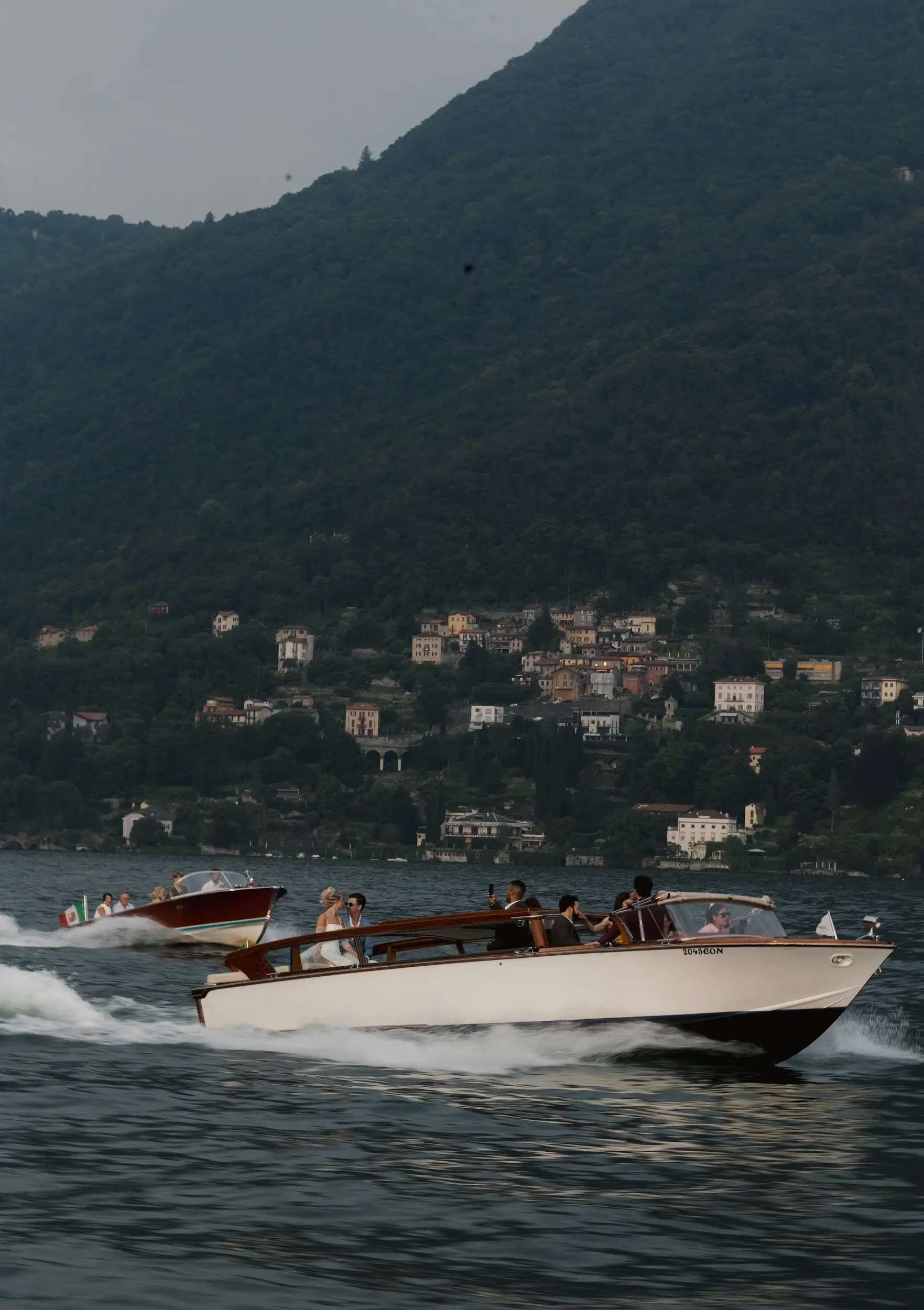 Honeymoon Private Boat Tour in Lake Como