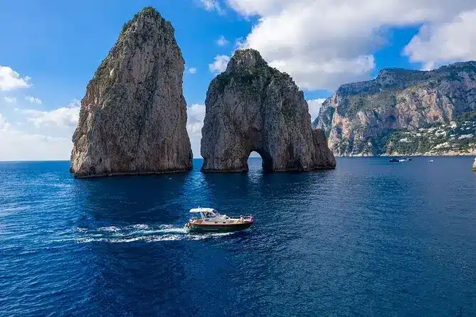 Visit the Island of Capri for your honeymoon