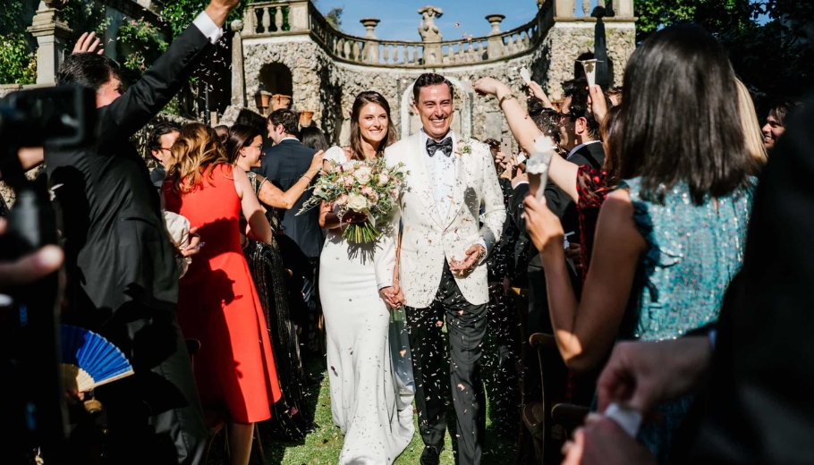 Charlotte and Serkan's enchanting wedding at the Castle in Italy, surrounded by elegance and beauty.